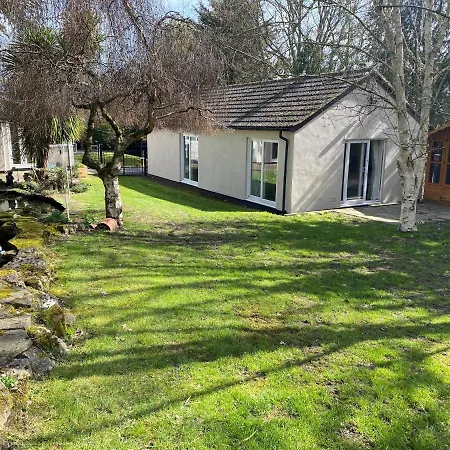 Chase Bungalow Billericay Exterior photo